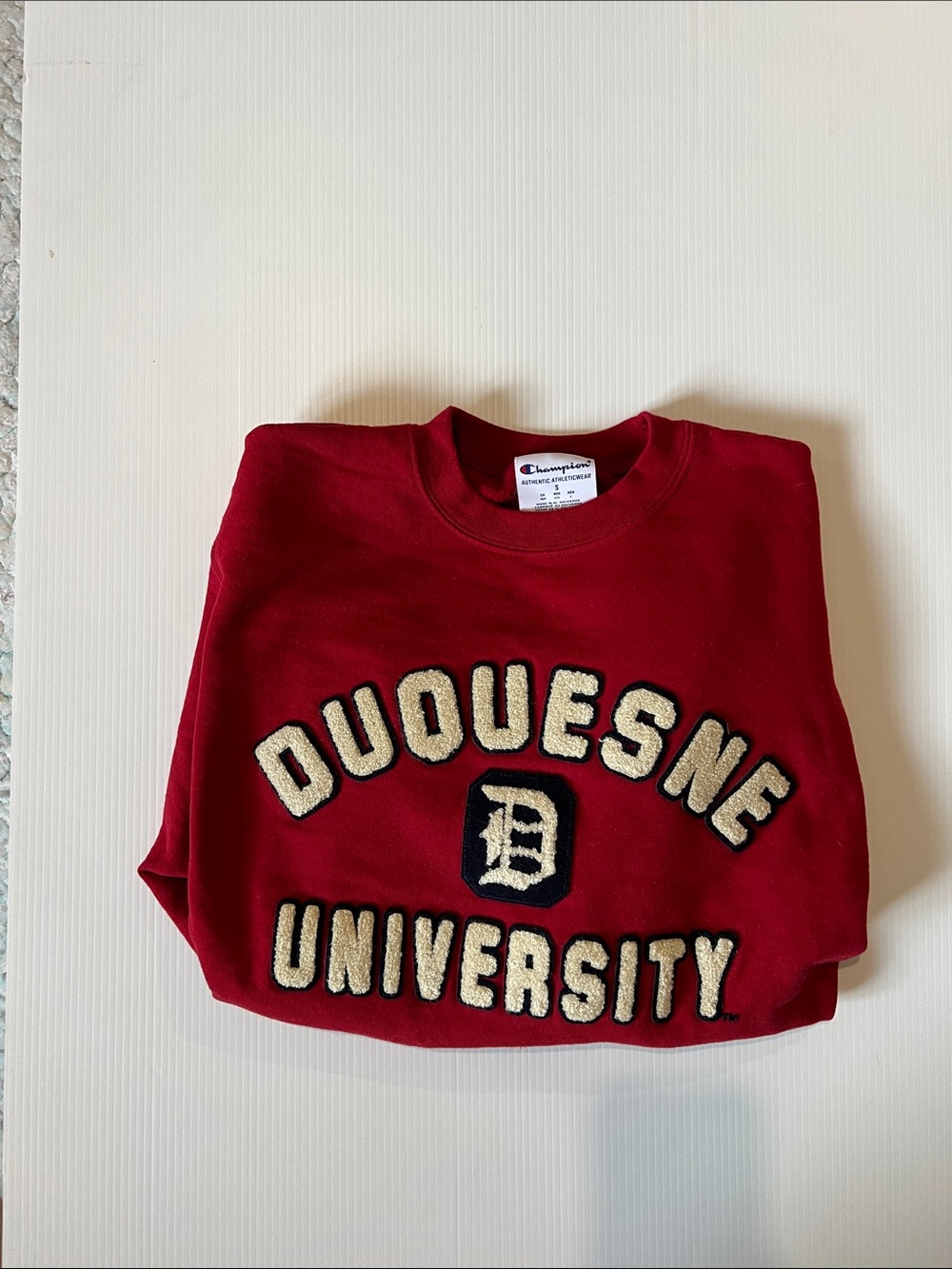 Adult Small Duquesne Sweatshirt